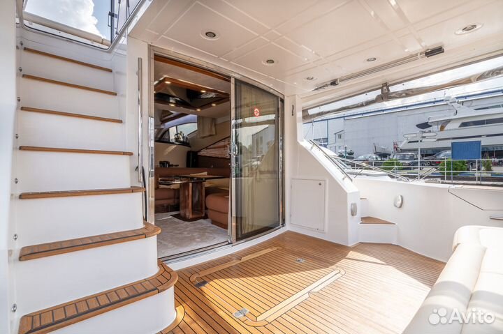 Моторная яхта Galeon 530 FLY