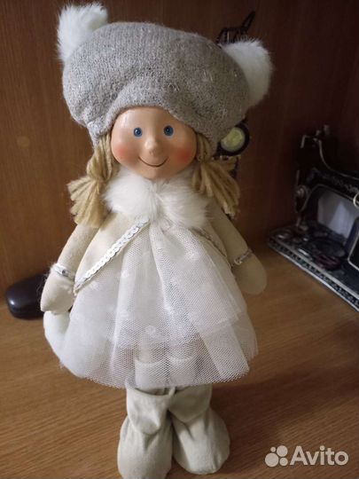 Коллекционная кукла керамическая