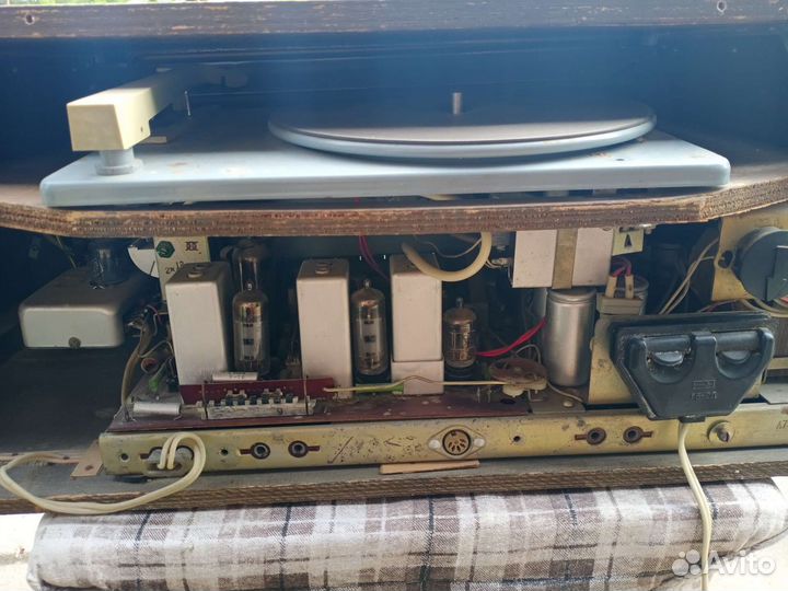 Радиола Кантата-м