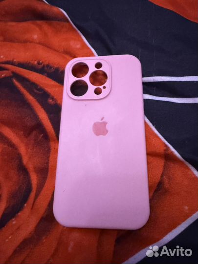 Чехлы на iPhone 15 pro