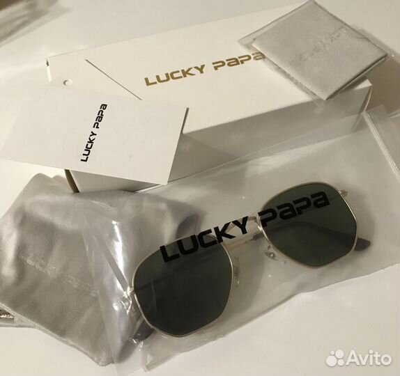 Солнцезащитные очки. Новые