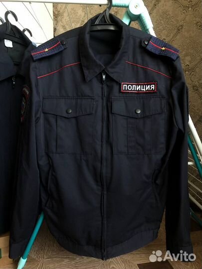 Полицейская форма 48-50, обувь 44 (торг уместен)