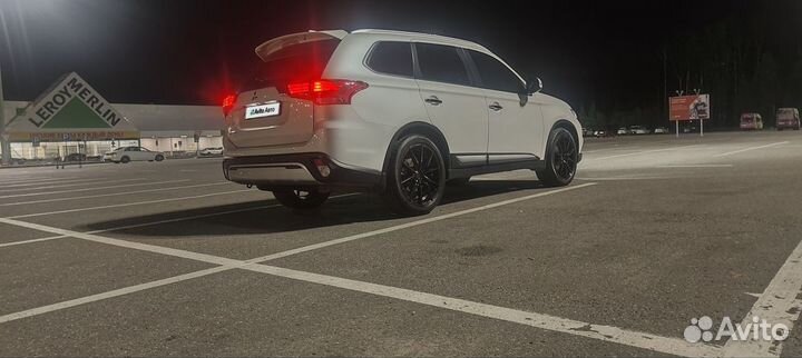 Mitsubishi Outlander 2.0 CVT, 2020, 49 000 км