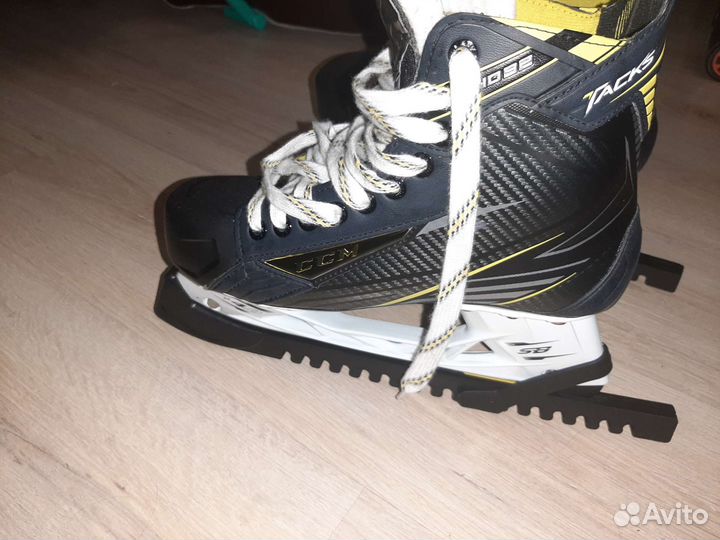 Коньки хоккейные CCM tacks 4092