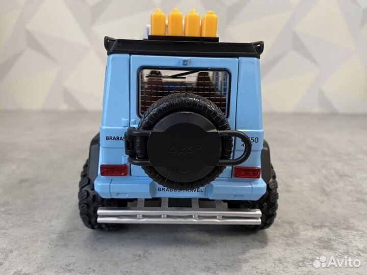 Машинка мерседес Гелик adventure