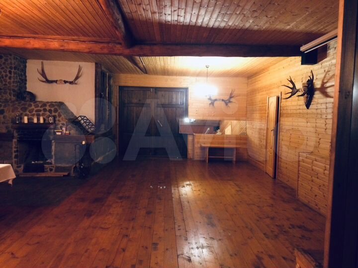 Коттедж 250 м² на участке 2 га