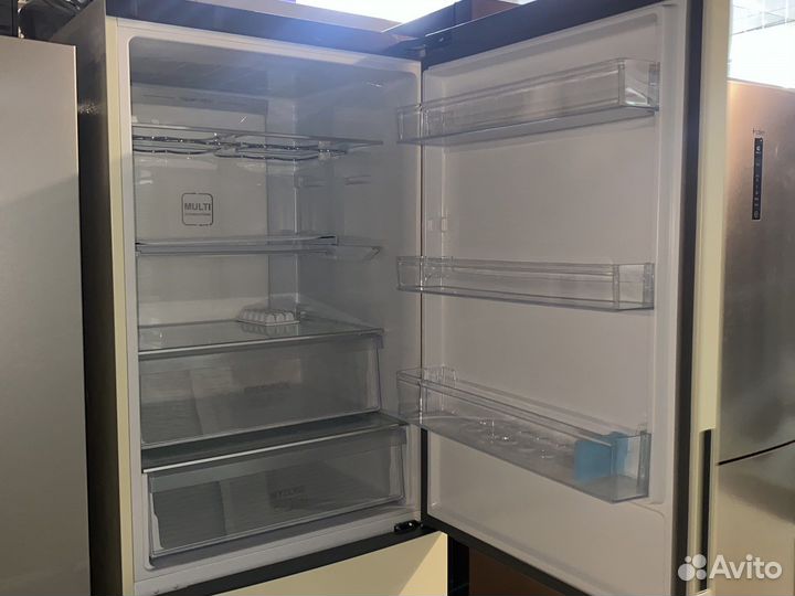 Новый холодильник Haier c4f744ccg