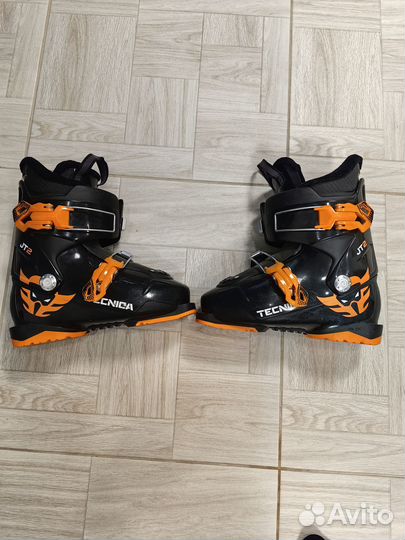 Горнолыжные ботинки детские