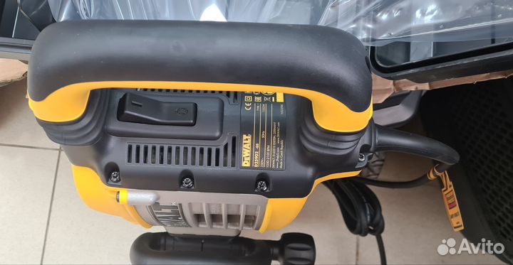 Молоток отбойный DeWalt D25902K