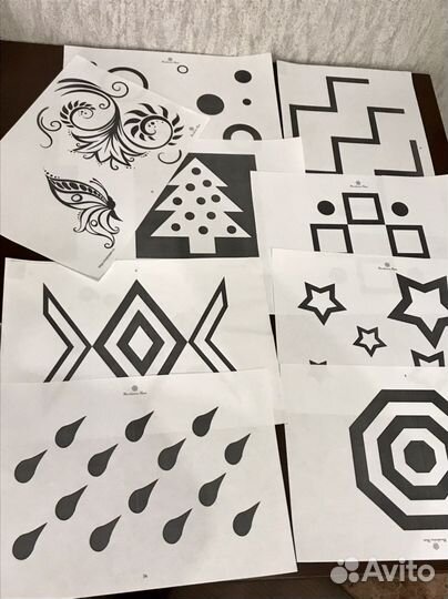 Набор черно-белых картинок для детей 1-3 мес