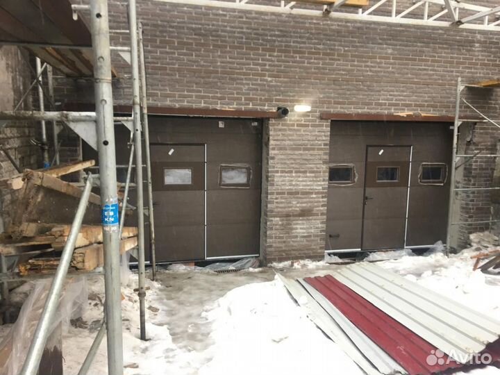 Сeкциoнные ворoта Алютex