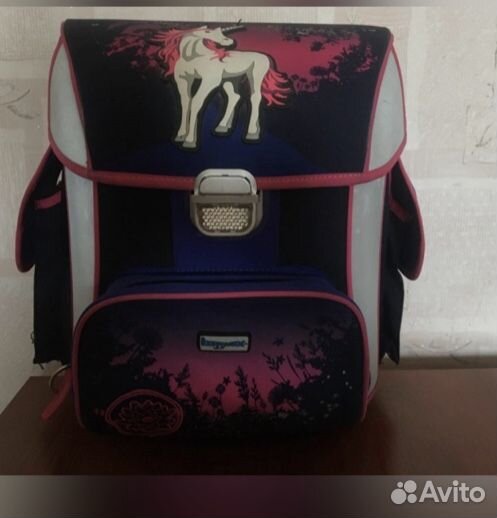 Портфель школьный