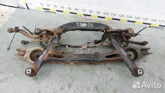 Балка задняя audi A3 8P (93L24L801)