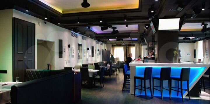 Свободного назначения, 329,6м2