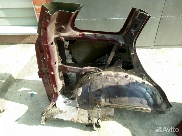 Задние крылья левые и правые на Chery Tiggo