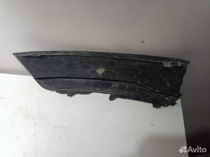 Заглушка противотуманной фары Skoda Rapid