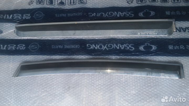 Дефлектор окна задний правый Actyon Sport, Kyron Б