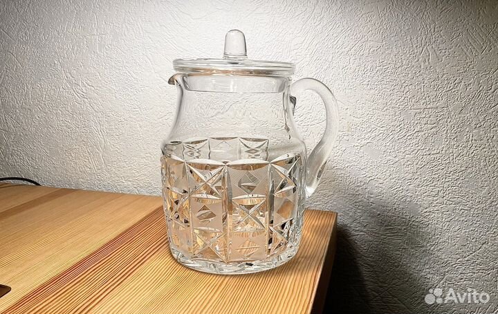 Кувшин хрустальный 1,5 л с крышкой