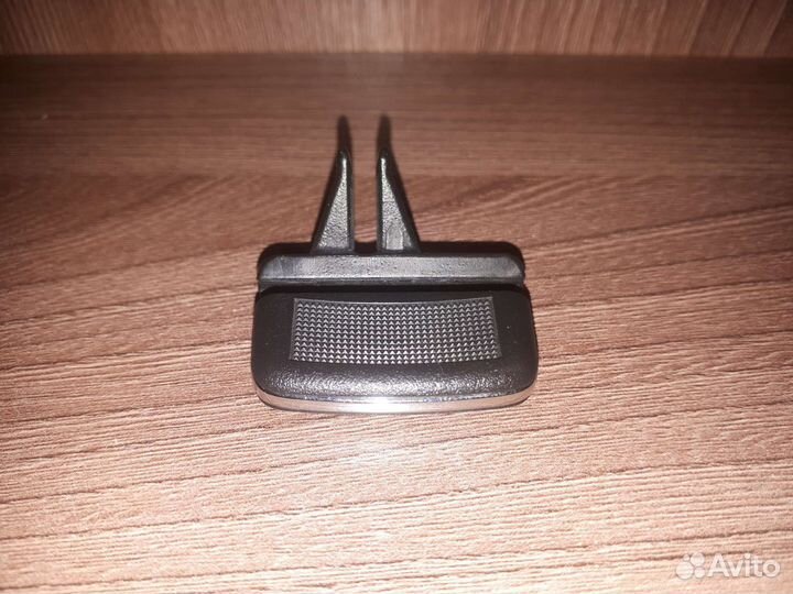 Ручка дефлектора воздуховода