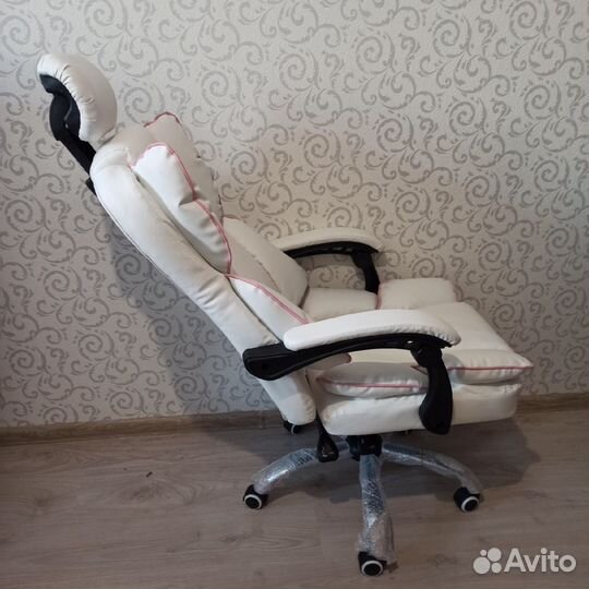 Новое компьютерное кресло