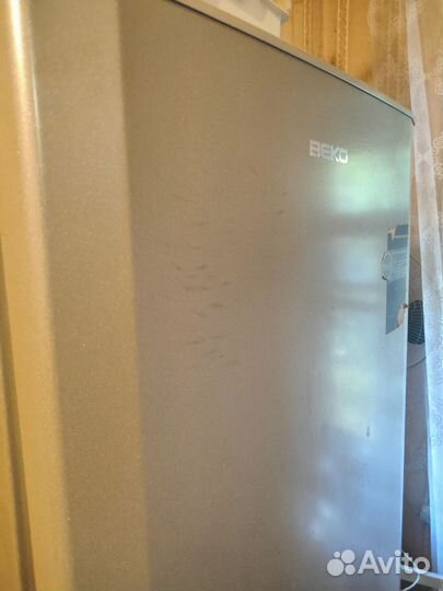 Холодильник beko