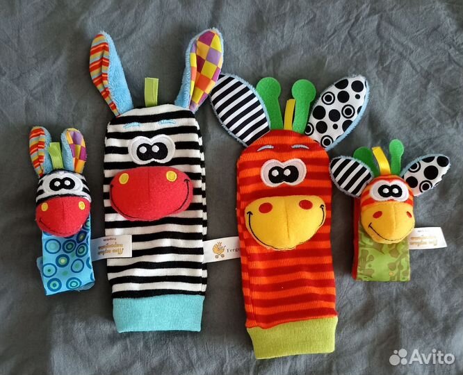 Погремушки носки + браслеты