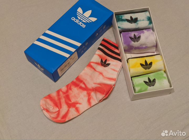 Adidas tie-diy