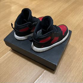 Кроссовки nike air jordan