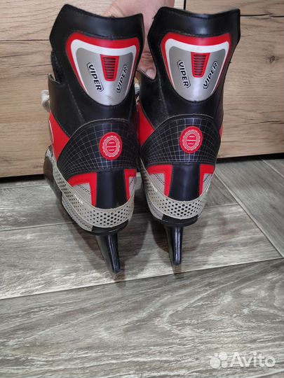 Коньки хоккейные