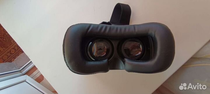 Vr BOX (очки виртуальной реальности)