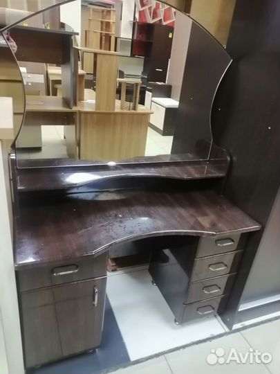 Б-2 трюмо 22664