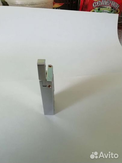 Зажигалка бензиновая