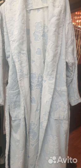 Два махровых халата