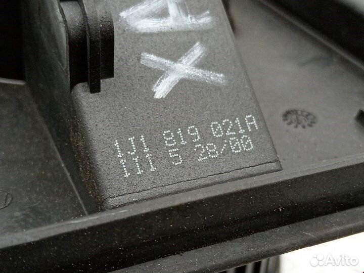 Моторчик печки для Volkswagen Golf 4 1J1819021C