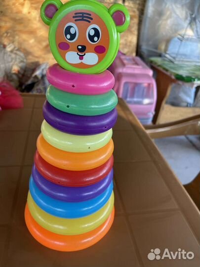 Детская пирамидка с кольцами