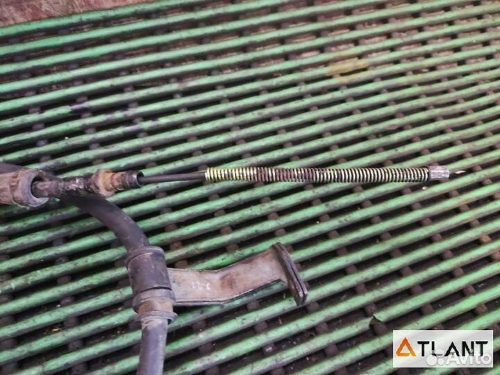 Тросик ручника задняя правая hyundai tucson