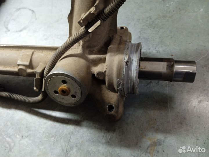 Рулевая электрорейка бмв Ф15. Ф16. 2017 год