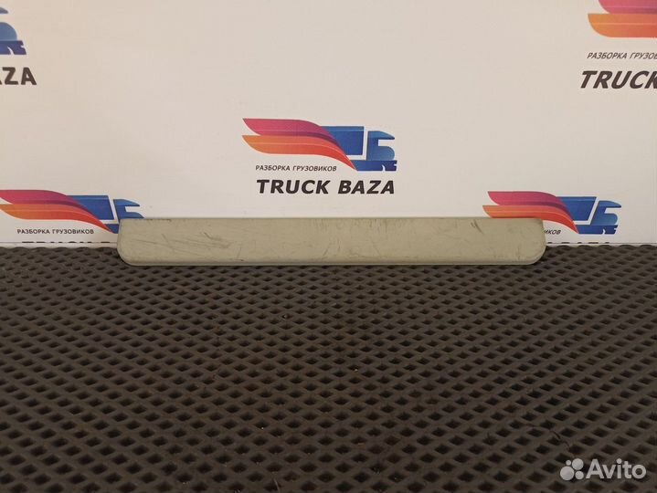 Заглушка панели приборов Iveco Stralis