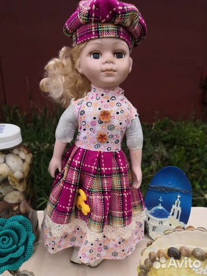 Кукла, сувениры, копилка, ракушки