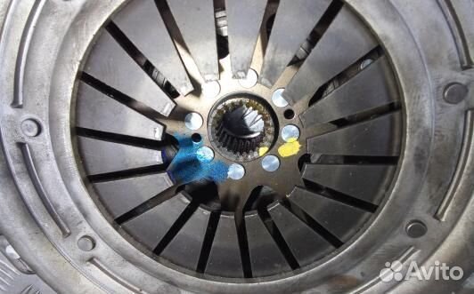 Маховик демпферный дизельный KIA sorento 2 (XKR09A