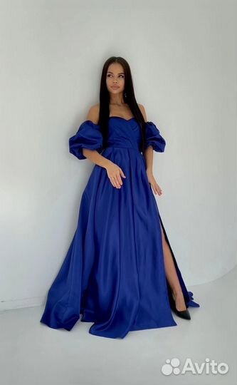 Синее платье в пол с буфами