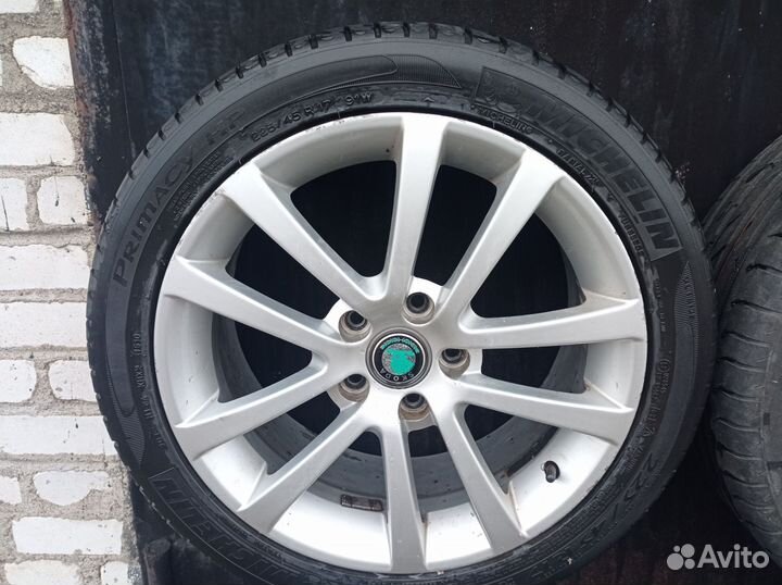 Michelin Primacy HP 225/45 R17
