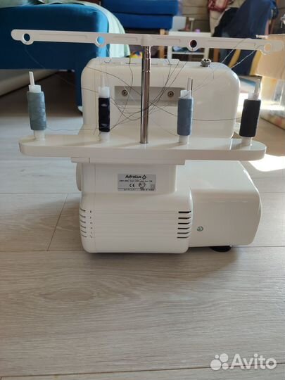 Оверлок AstraLux 822D