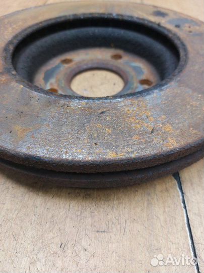 Тормозной диск передний правый Opel Astra J Z16XER