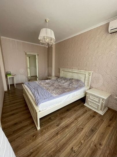 2-к. квартира, 75 м², 10/11 эт.