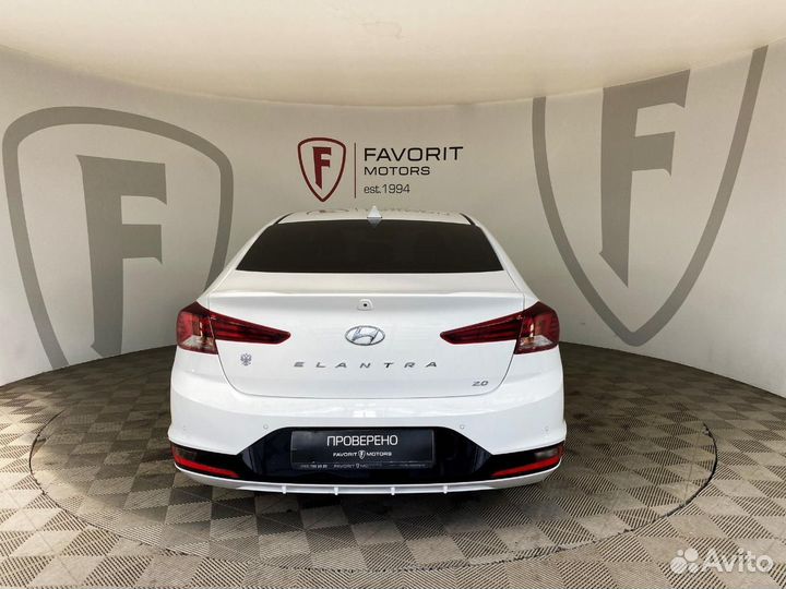 Hyundai Elantra 2.0 AT, 2020, 89 793 км