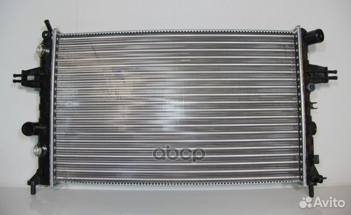 353246S Радиатор охлаждения Opel Astra G A+1,4