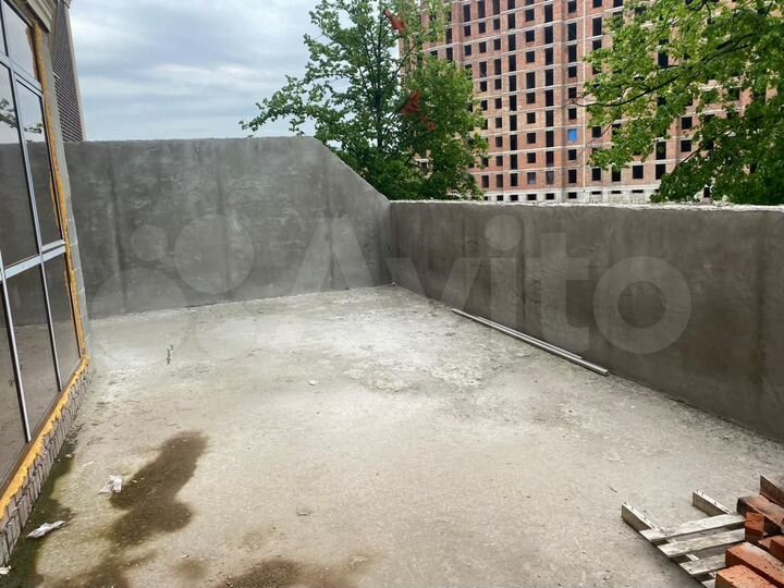 2-к. квартира, 100 м², 10/13 эт.