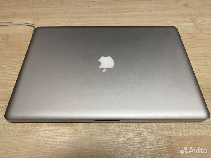 Apple MacBook Pro 17-inch, Late 2011