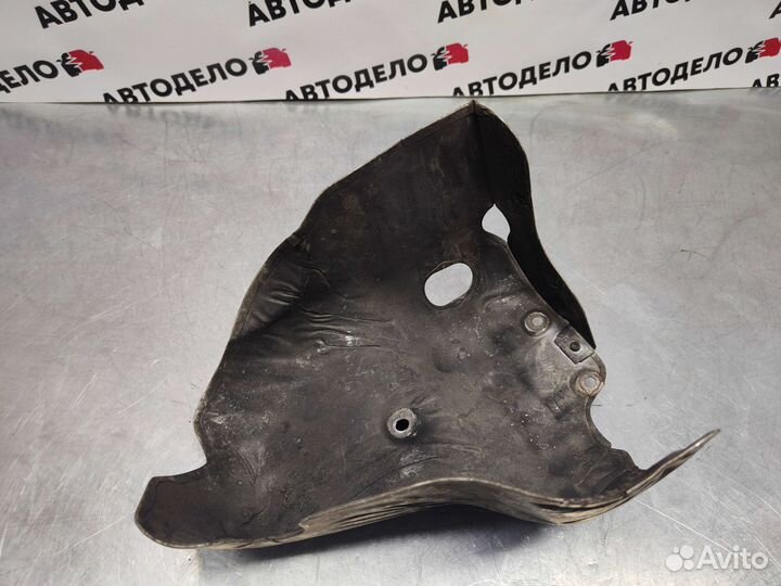 Защита выпускного коллектора Audi A6 (C5) TDI 2001